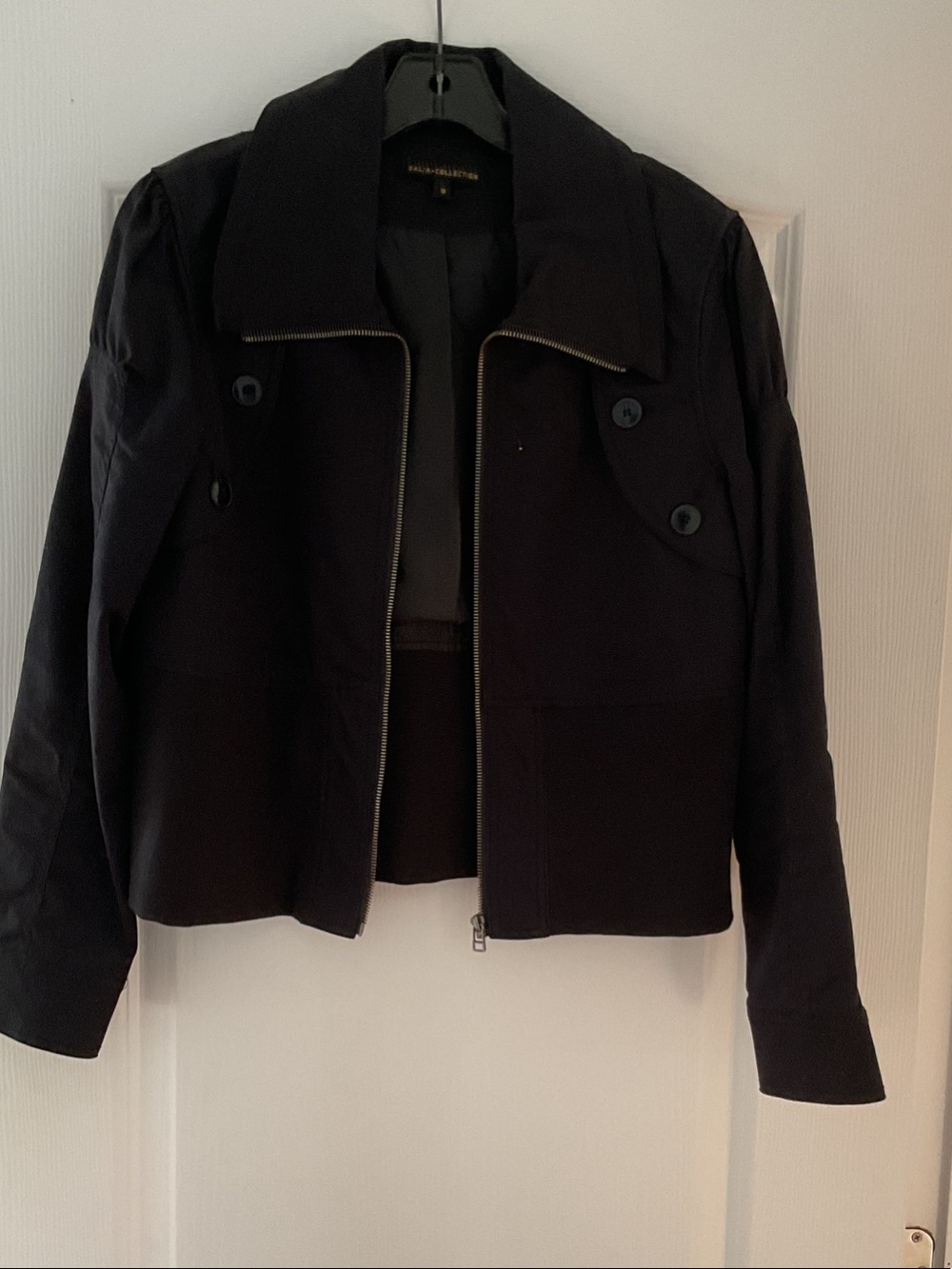 Dalia Collection Black Zip-Front Short Blazer
